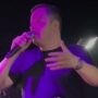 Ο Αλέξανδρος Τσουβέλας τραγούδησε σε πανηγύρι στην Καλαμιά Άρτας και προκάλεσε χαμό